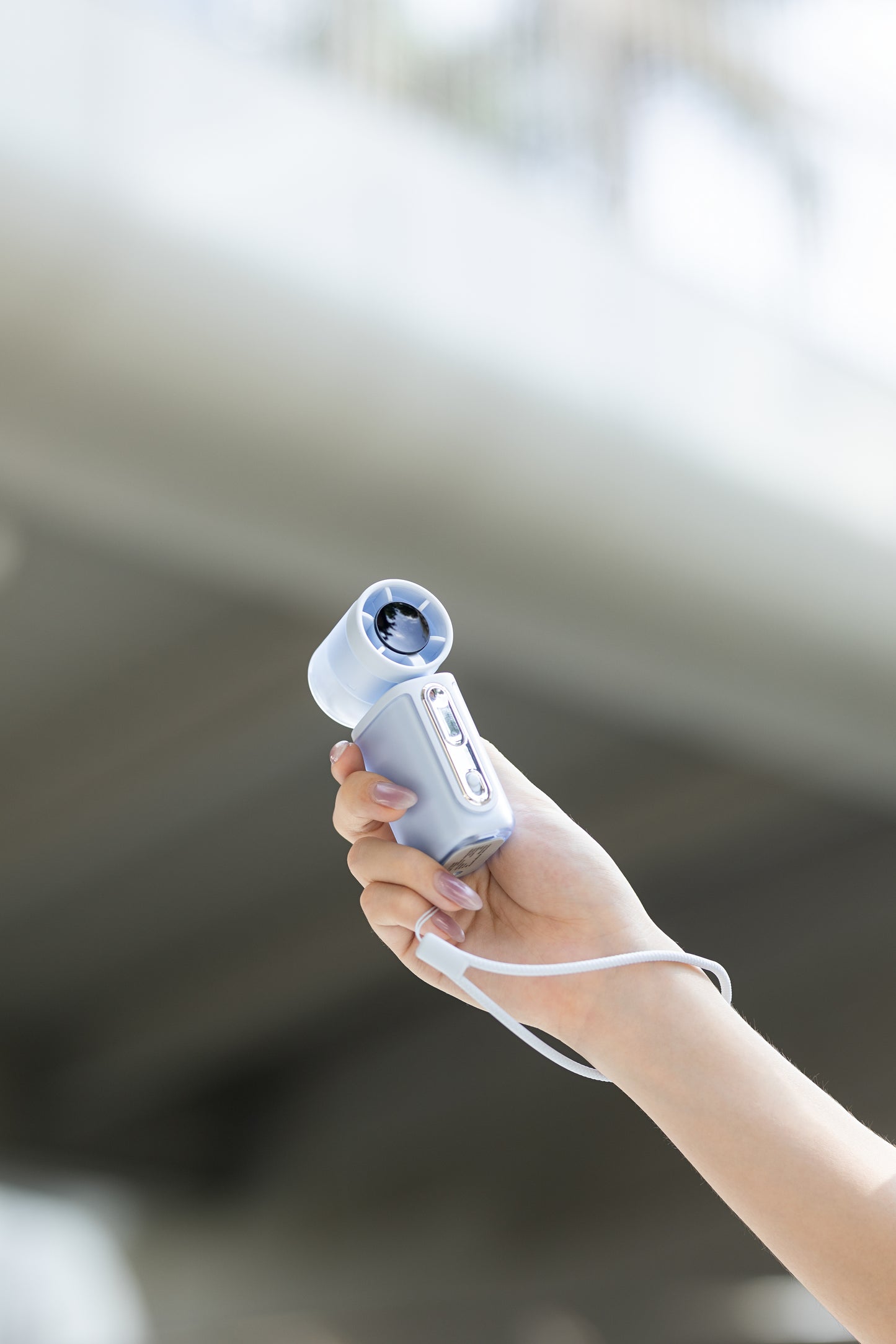 Mini ventilator portabil de mână Oriday de mare viteză cu patru trepte, control precis al fluxului de aer, silențios, ușor 113 g, ușor de transportat, baterie 3000mAh, încărcare rapidă Type-C, autonomie mare, material ABS durabil
