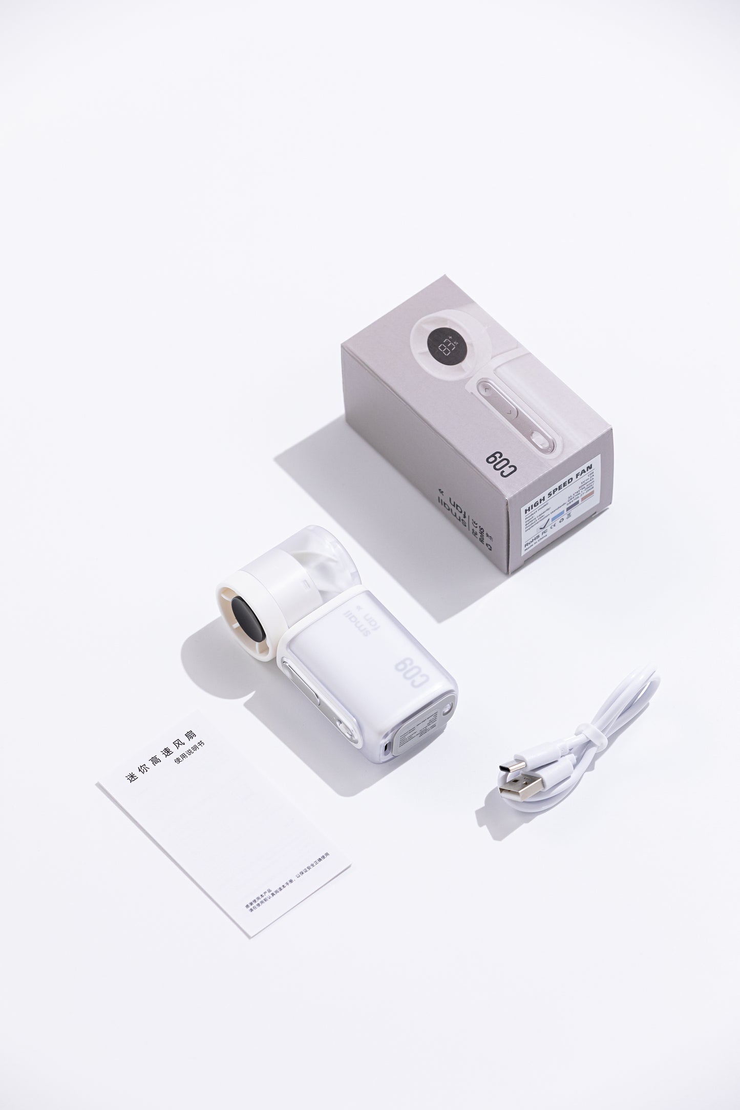 Mini ventilator portabil de mână Oriday de mare viteză cu patru trepte, control precis al fluxului de aer, silențios, ușor 113 g, ușor de transportat, baterie 3000mAh, încărcare rapidă Type-C, autonomie mare, material ABS durabil
