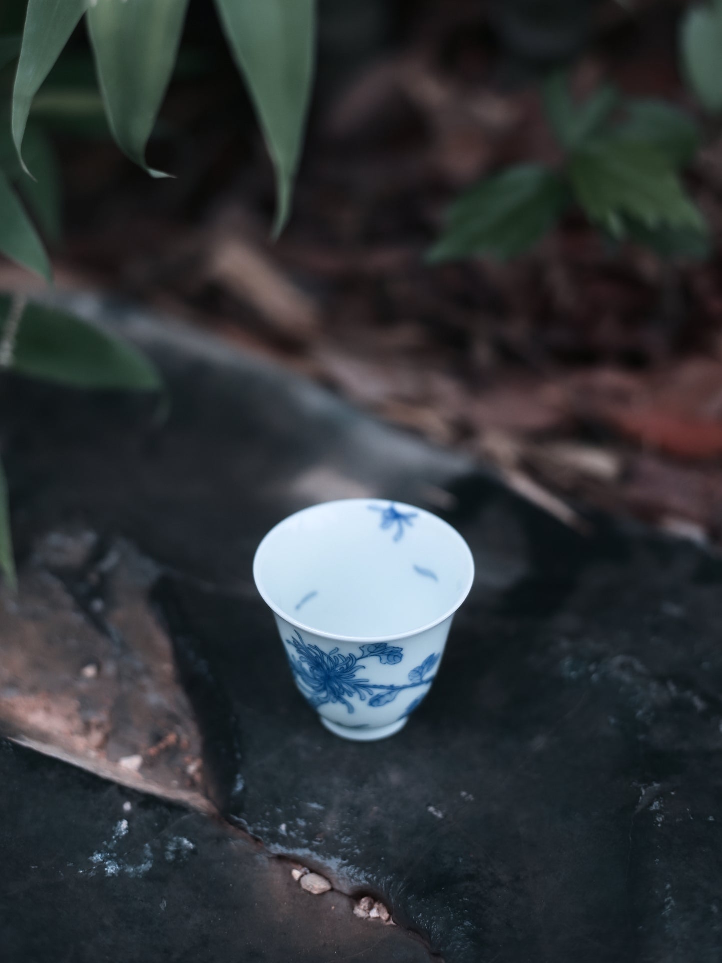 Oriday 高檔手繪聞香杯｜青花菊花陶瓷主人茶杯｜功夫茶品茗杯