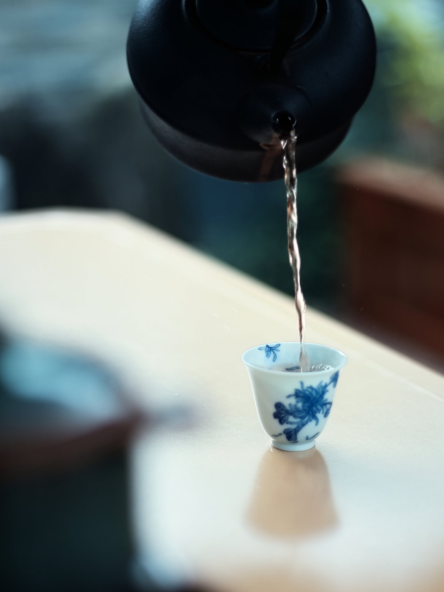 Oriday 高檔手繪聞香杯｜青花菊花陶瓷主人茶杯｜功夫茶品茗杯