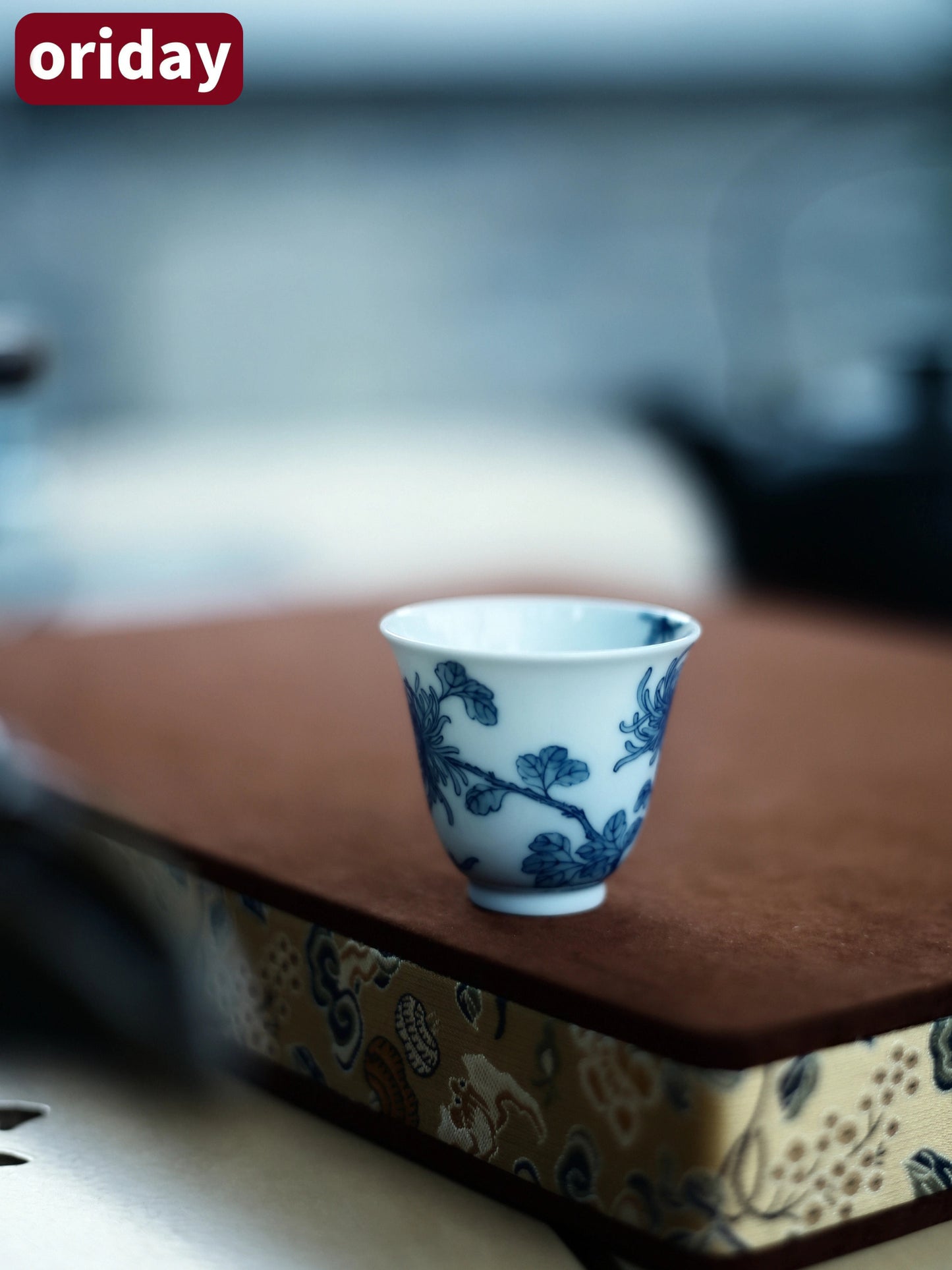 Oriday 高檔手繪聞香杯｜青花菊花陶瓷主人茶杯｜功夫茶品茗杯